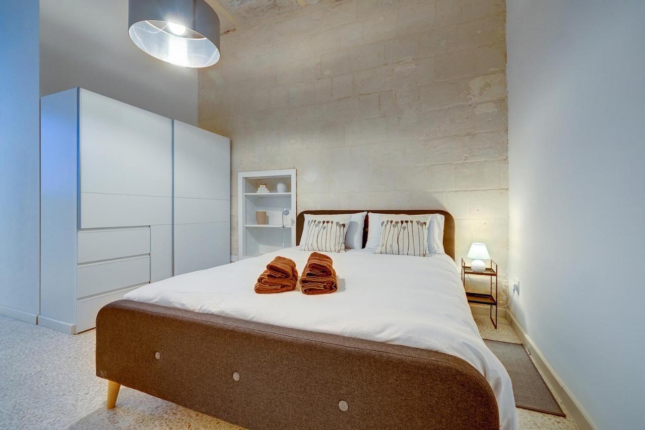 Comfy 2 Bedroom Flat In The Heart Of バレッタ エクステリア 写真